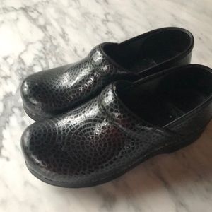 DANSKO Black Clogs 38